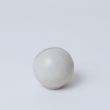 Load image into Gallery viewer, Round Card Holder