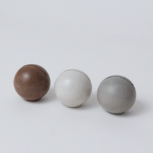 Load image into Gallery viewer, Round Card Holder