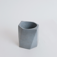 Load image into Gallery viewer, Angled Geometric Vessel / Planter
