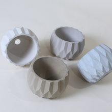 Load image into Gallery viewer, Geometric Fluted Pot