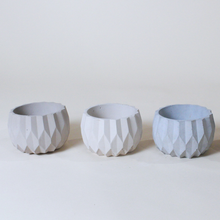 Load image into Gallery viewer, Geometric Fluted Pot
