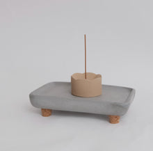 Load image into Gallery viewer, Flower Petal Incense Holder