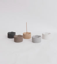 Load image into Gallery viewer, Flower Petal Incense Holder