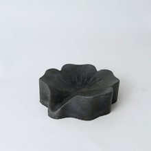 Load image into Gallery viewer, Flower Petal Soap Dish / Spoon Rest