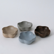Load image into Gallery viewer, Flower Trinket Dish