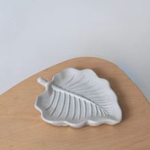 Load image into Gallery viewer, Leaf Tray