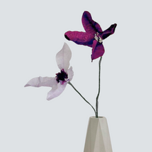 Load image into Gallery viewer, Paper Flowers