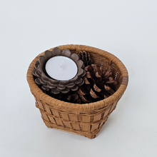 Load image into Gallery viewer, Pinecone Tealight Candle Holder