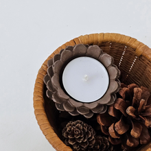 Load image into Gallery viewer, Pinecone Tealight Candle Holder