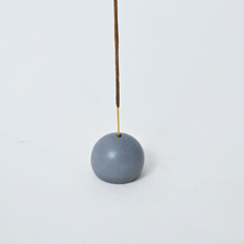 Load image into Gallery viewer, Sphere Incense Holder
