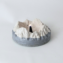 Load image into Gallery viewer, Mountain Ash Tray