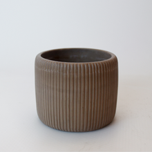Load image into Gallery viewer, 5&quot; Ribbed Round Planter
