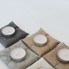 Load image into Gallery viewer, Pillow Nest Tealight Candle Holder
