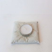 Load image into Gallery viewer, Pillow Nest Tealight Candle Holder

