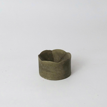 Load image into Gallery viewer, Flower Petal Incense Holder

