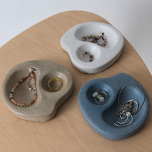 Load image into Gallery viewer, Irregular Jewelry Tray
