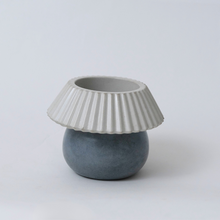 Load image into Gallery viewer, Lamp Vessel / Planter
