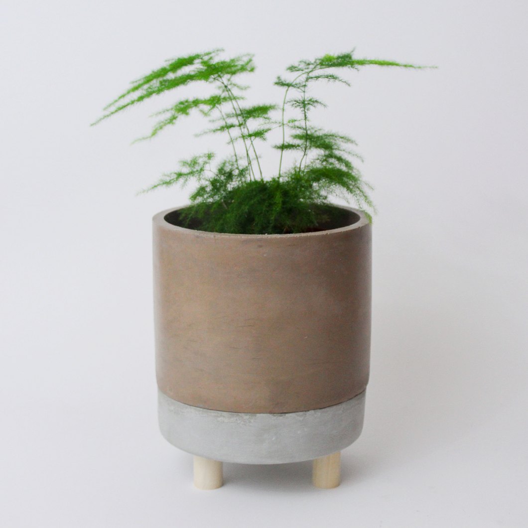 Mix & Match Planter with Wooden Legs