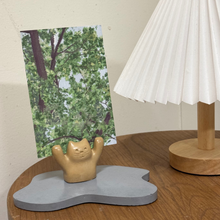 Load image into Gallery viewer, Animal Card Holder
